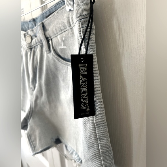 BlankNYC The Essex Classic Cut Off Short - Picture 7 of 9